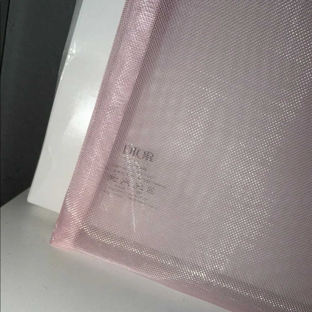 🎀Dior Soft Pink large Mesh Pouch